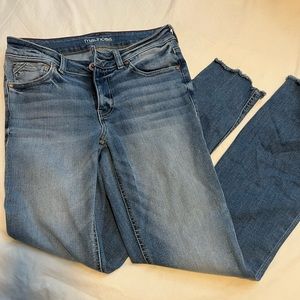 Maurice’s light Wash Jeans